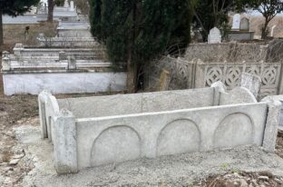 Mezar Avlu ve Mezar Çiti - 3